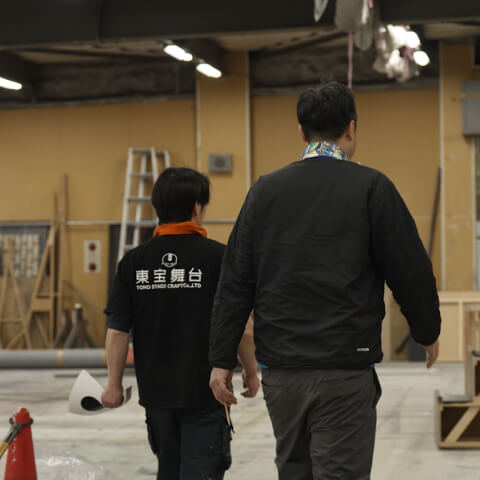 現場で働くスタッフ