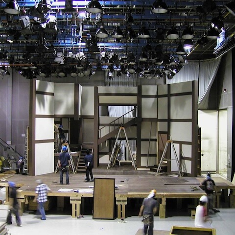 舞台制作中の様子